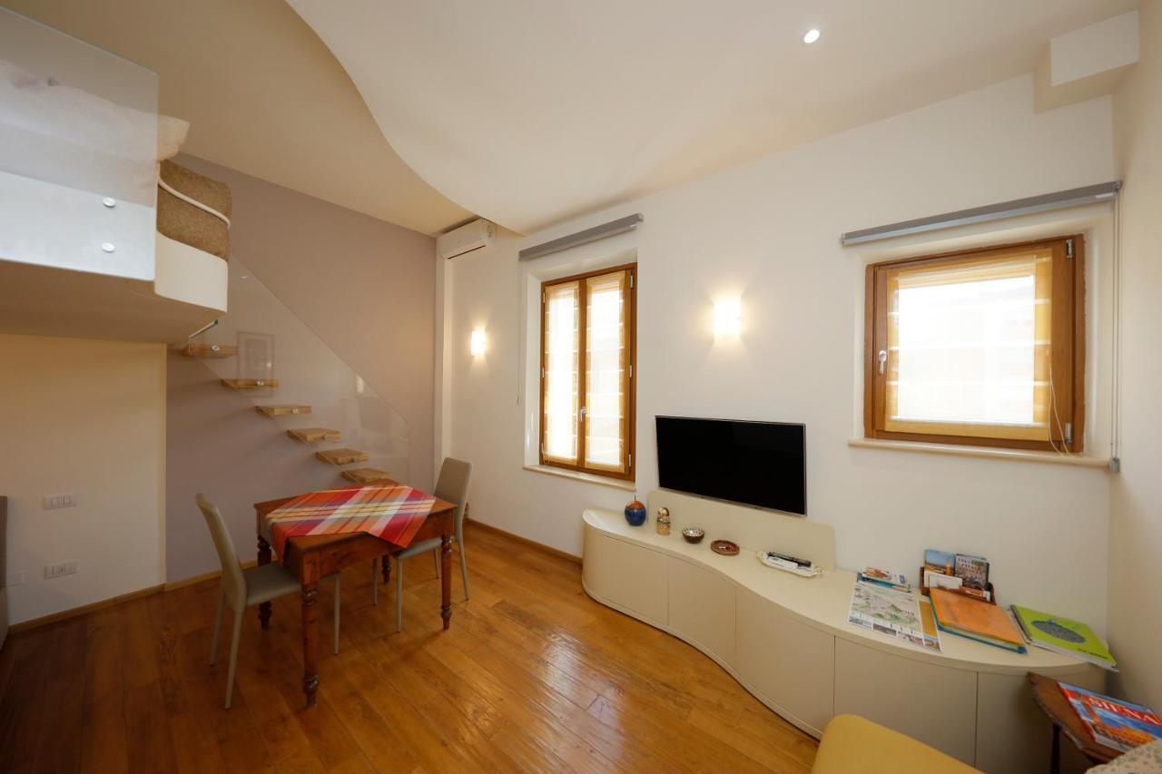 Siena Uptown - Sabrina'S Cozy Apartment Exterior photo
