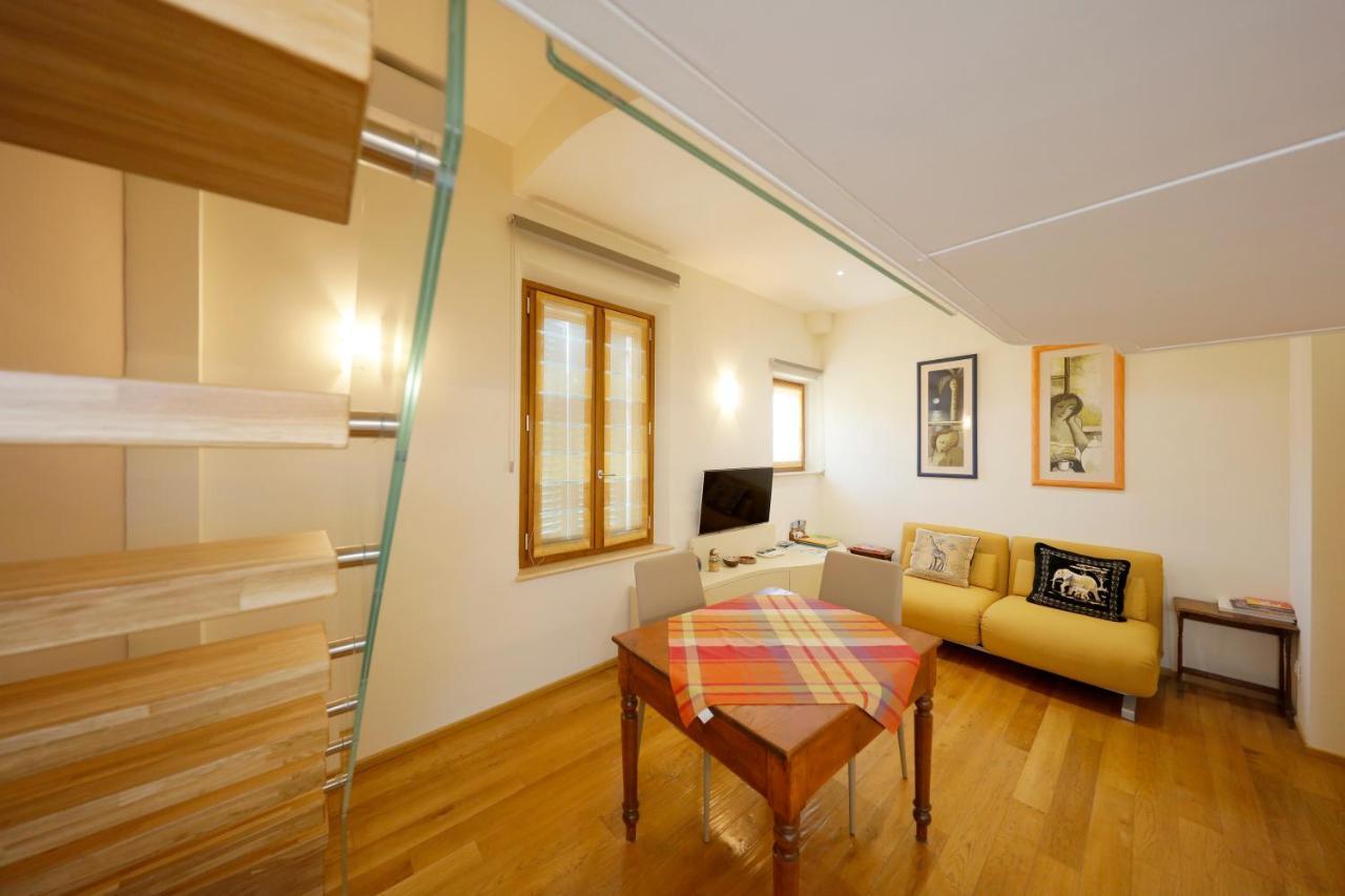 Siena Uptown - Sabrina'S Cozy Apartment Exterior photo