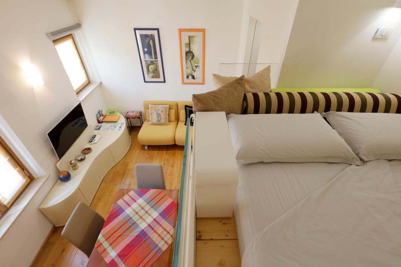 Siena Uptown - Sabrina'S Cozy Apartment Exterior photo