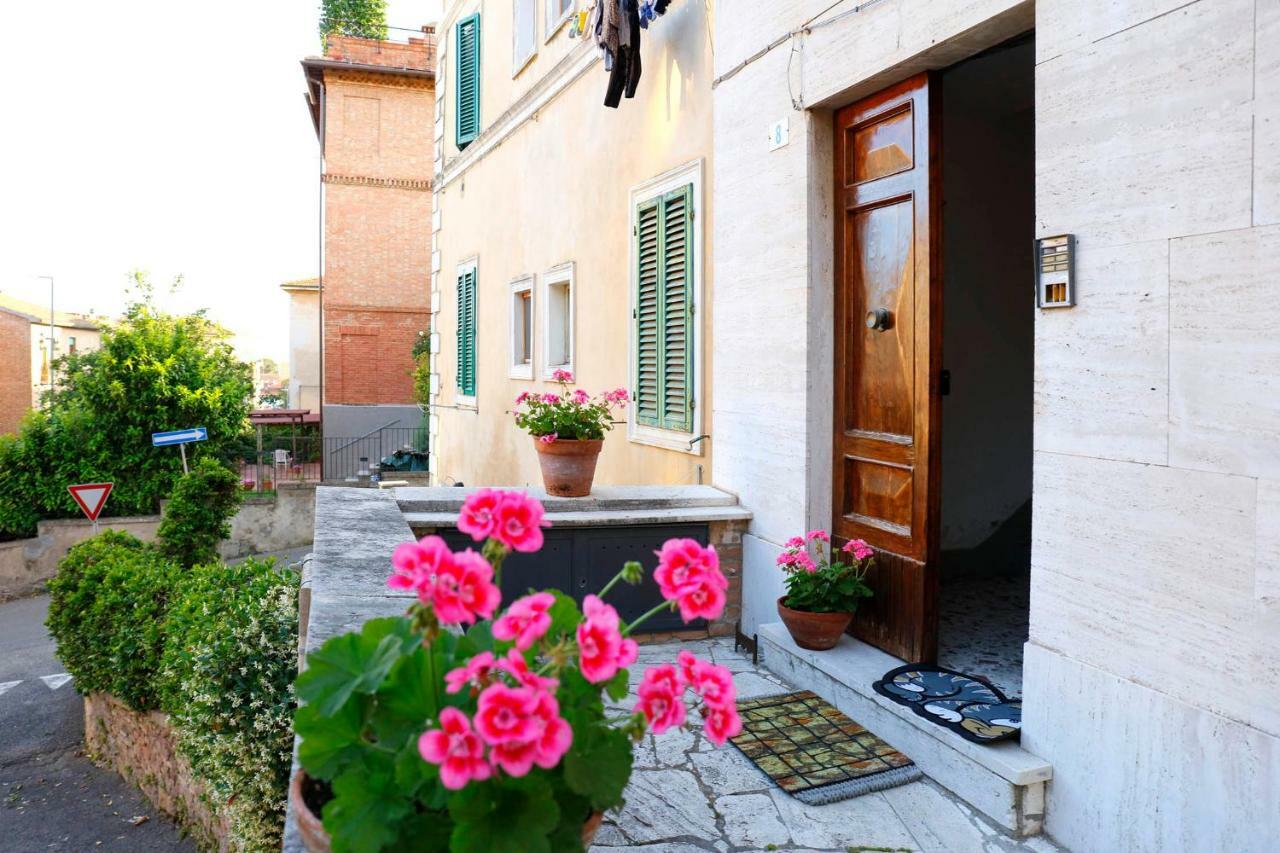 Siena Uptown - Sabrina'S Cozy Apartment Exterior photo