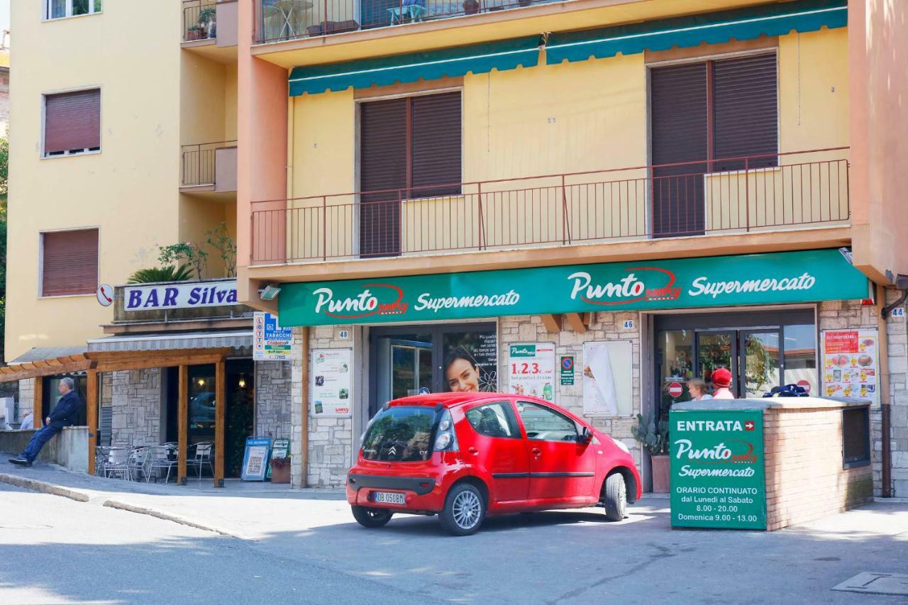 Siena Uptown - Sabrina'S Cozy Apartment Exterior photo